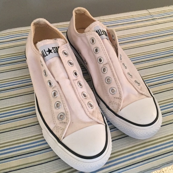 NEW slip on Beige converse 🎈FINAL MARKDOWN🎈