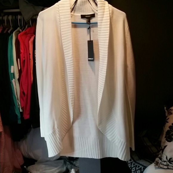 Forever 21 White knit top
