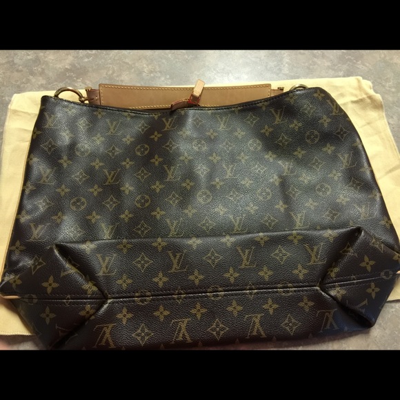 Authentic Louis Vuitton. Sully MM Monogram - Picture 1 of 4