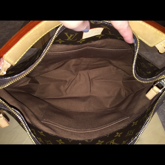 Authentic Louis Vuitton. Sully MM Monogram - Picture 2 of 4