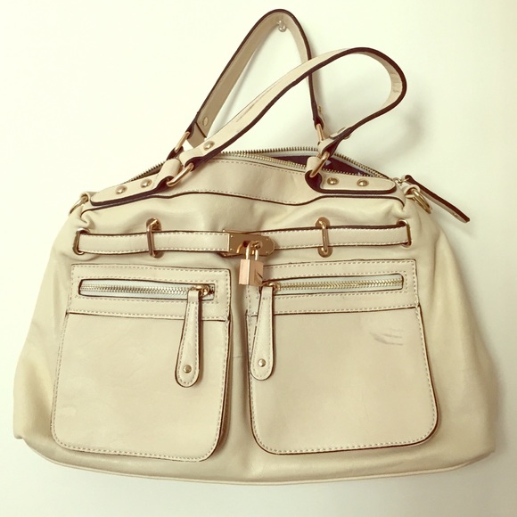 Cream handbag Longer strap included