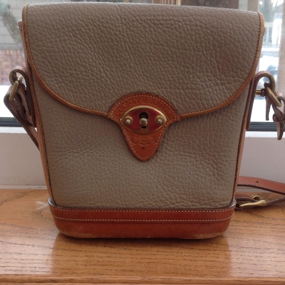 Dooney & Bourke Handbags - Dooney and Burke Crossbody bag.