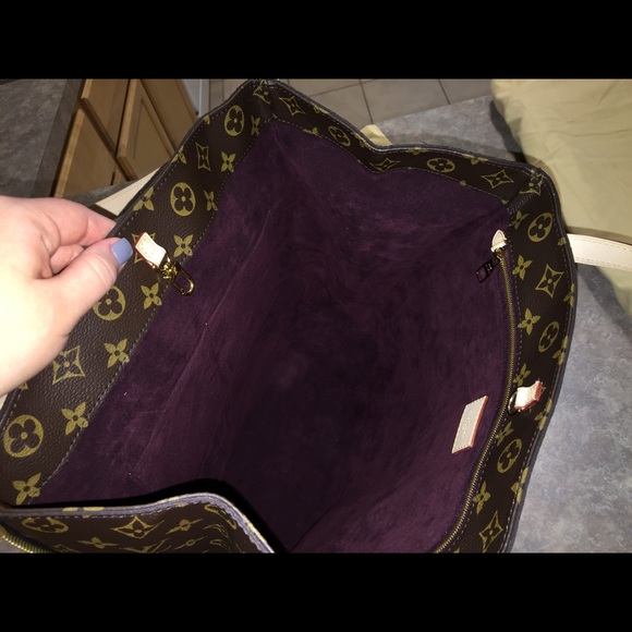 Louis Vuitton, Voltaire - Picture 3 of 4