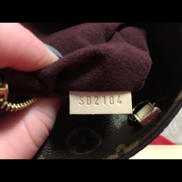 Louis Vuitton, Voltaire - Picture 4 of 4