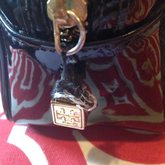 🎉sold on mer c🎉Tory Burch Cosmetics Makeup Bag - Picture 3 of 4