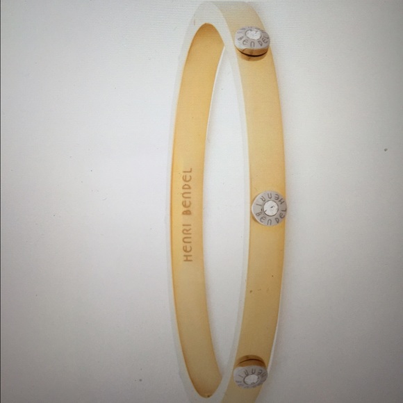 HENRY BENDEL GOLD PLATED SWAROVSKI RIVET BANGLE - Picture 3 of 4