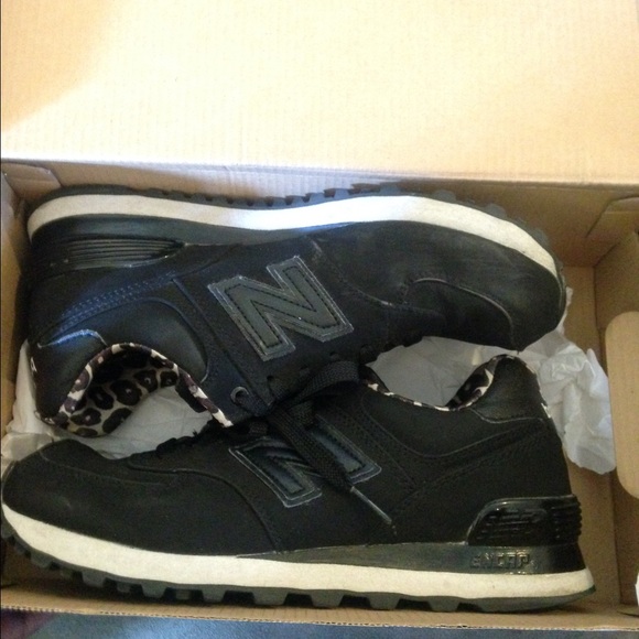 Black New Balance Shoes