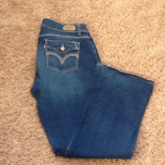 Women Levi's size 14
