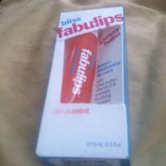 SOLD!!!!!Bliss fabulips glossy balm
