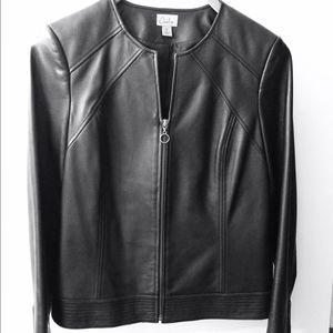 BLACK LEATHER JACKET