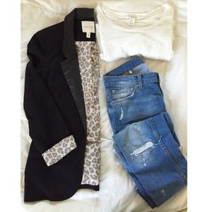 Boyfriend black blazer with cheetah print lining