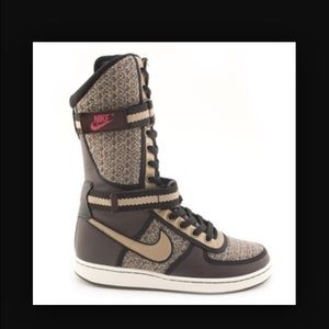 Nike Vandal Venti boots