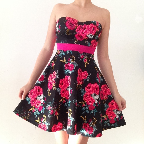 Magenta Floral Tube Dress 🎀