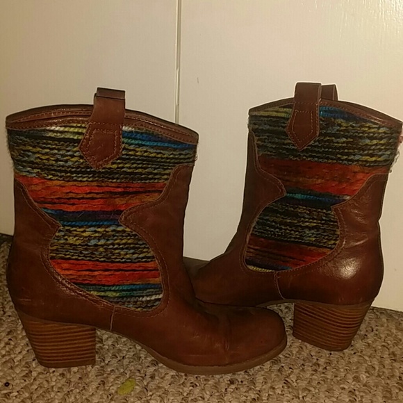 Short Cowboy Boots