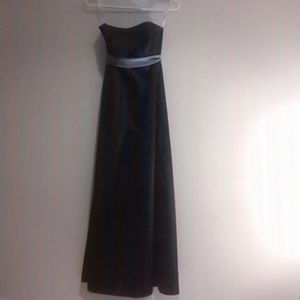 Beautiful black cocktail dress size 4
