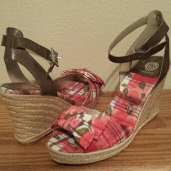Marc Fisher Wedge Sandals - Picture 2 of 4
