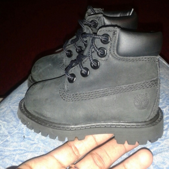 Black Boots - Picture 1 of 1