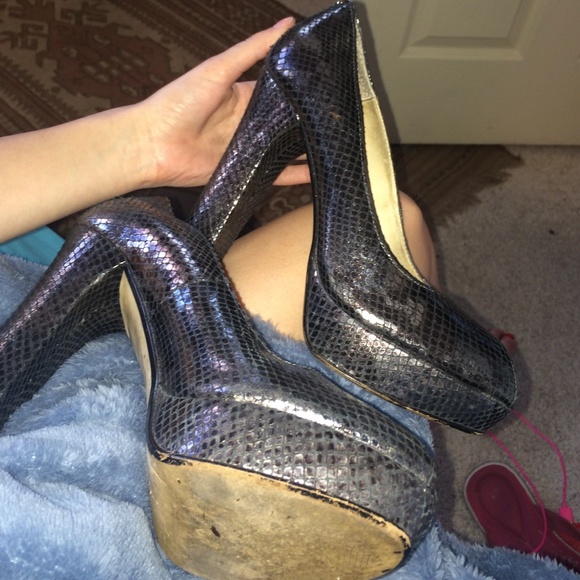 Michael Kors Heels - Picture 2 of 4