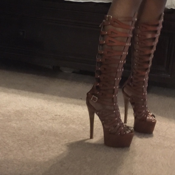 🙌 Zigi Samara Gladiator Sandal😍