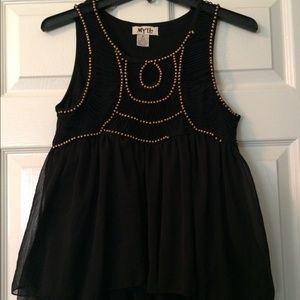 💕Cute top 💕 -->MAKE OFFER<--