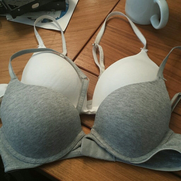 34 B 2 Victoria secret 2 way push up Bra.