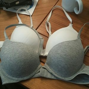 34 B 2 Victoria secret 2 way push up Bra.