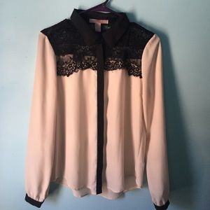 Forever 21 blouse with lace