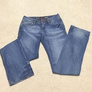 NWOT Levi's Red Tab Collection- Astrid Style