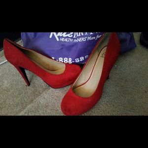 Sexy Red Pumps