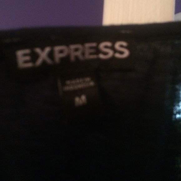 Express Tank Top - Picture 3 of 4