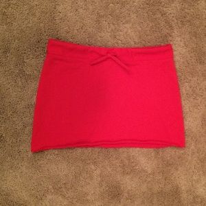 Red solid slip skirt