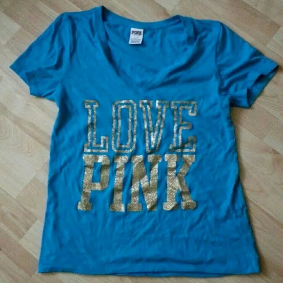 Love PINK v-neck