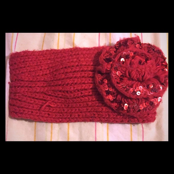 Red knitted headband - Picture 1 of 2