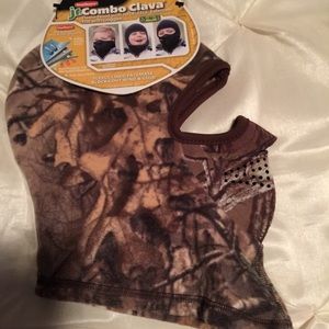 Children's fleece lined face mask.