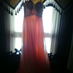 Gorgeous Dress??????