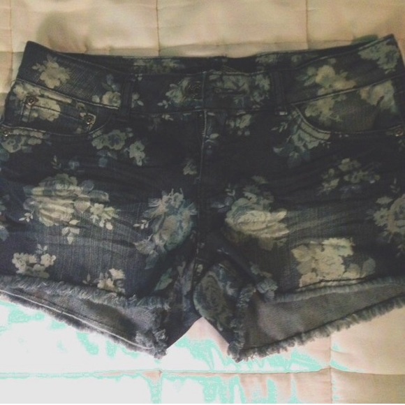 Floral shorts