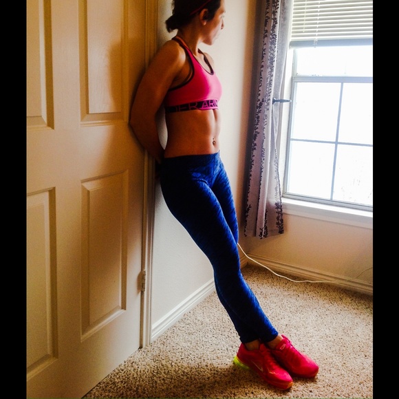 NWT NIKE SMALL BLUE LEGGINGS