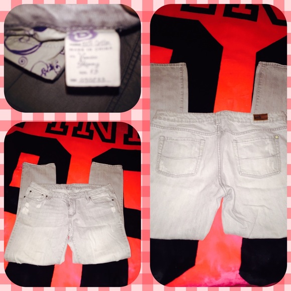 👖BNWOT BullHead Distressed Lightwash - Size 13👖
