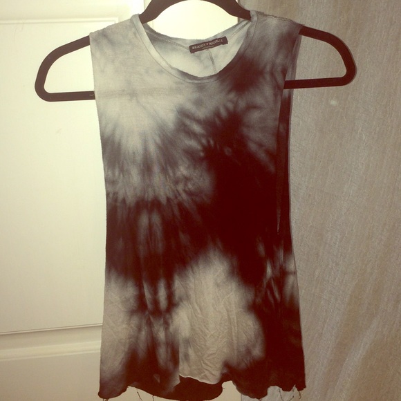 Brandy Melville white/black washed muscle t
