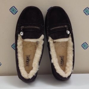 Ugg Ansley Charm Deep Brown Suede Slipper