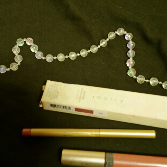 Mally lip system color - SPICE