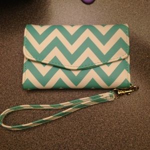 Chevron wallet (holds iPhone 5C)