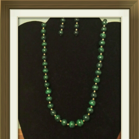 Necklace Earrings Set