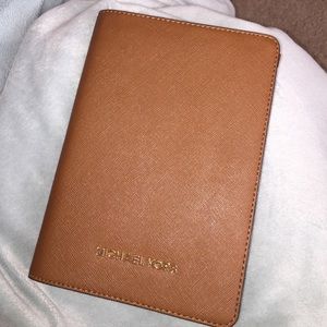NWOT Michael Kors iPad mini case