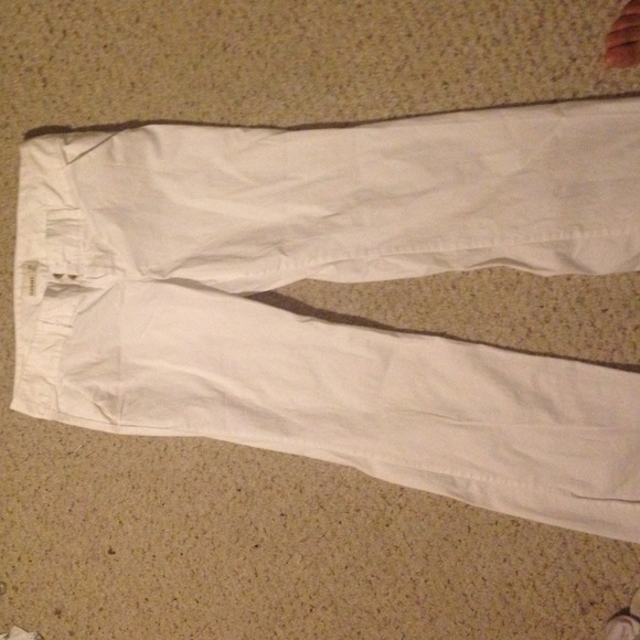 White Old Navy Bottoms