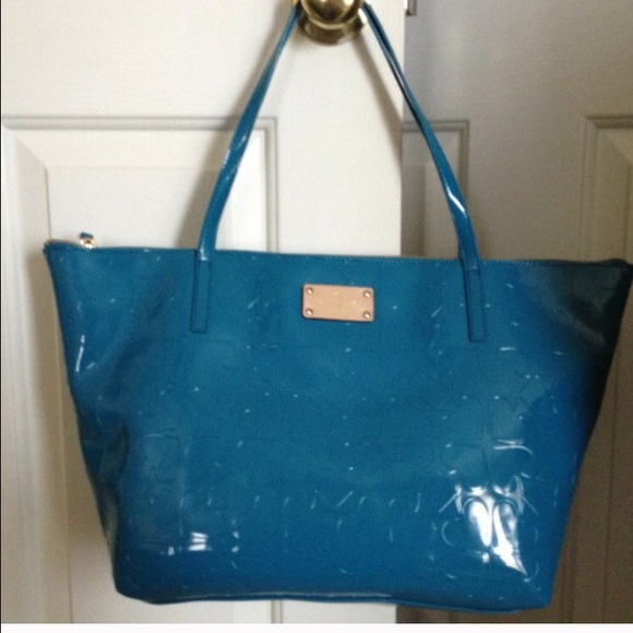 kate spade Handbags - 🎉🎉HP🎉🎉kate spade Harmony Tote