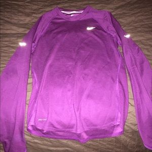 Womens Nike size M long sleeve shirt