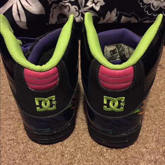 🚫SOLD🚫 DC Women's Rebound High Top Sneakers - Picture 3 of 4