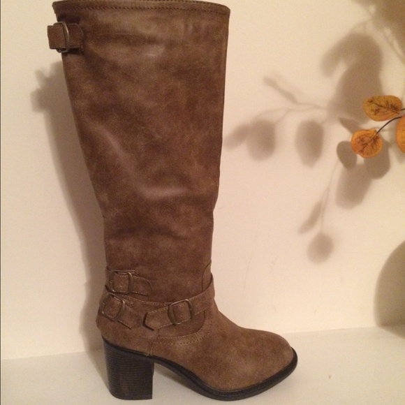 Bamboo Shoes - Brand new distressed light brown faux leather
