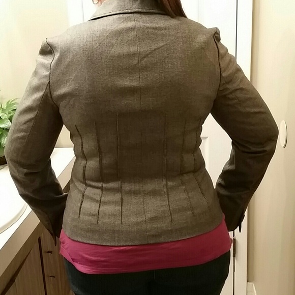🚫🚫SOLD🚫🚫Michael Kors Gray blazer - Picture 2 of 4